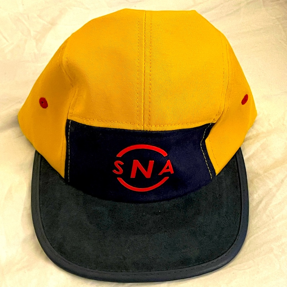 Suede panel Snow beach match